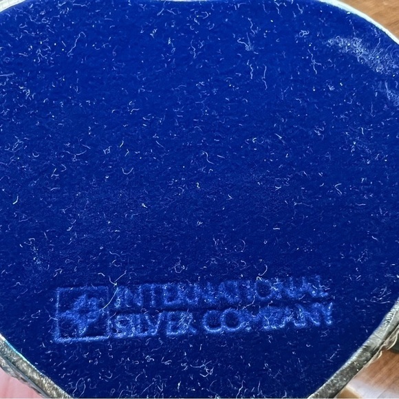 Silverplated Jewelry Box & Ring Holder Heart Shaped NIB International Silver Co. - Picture 7 of 13